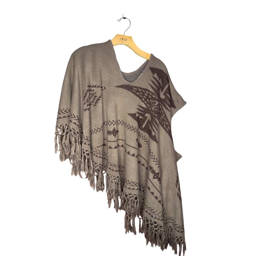 Southwestern Eagle Knit Poncho Brown Taupe Geometric Fringe V-Neck Wrap One Size